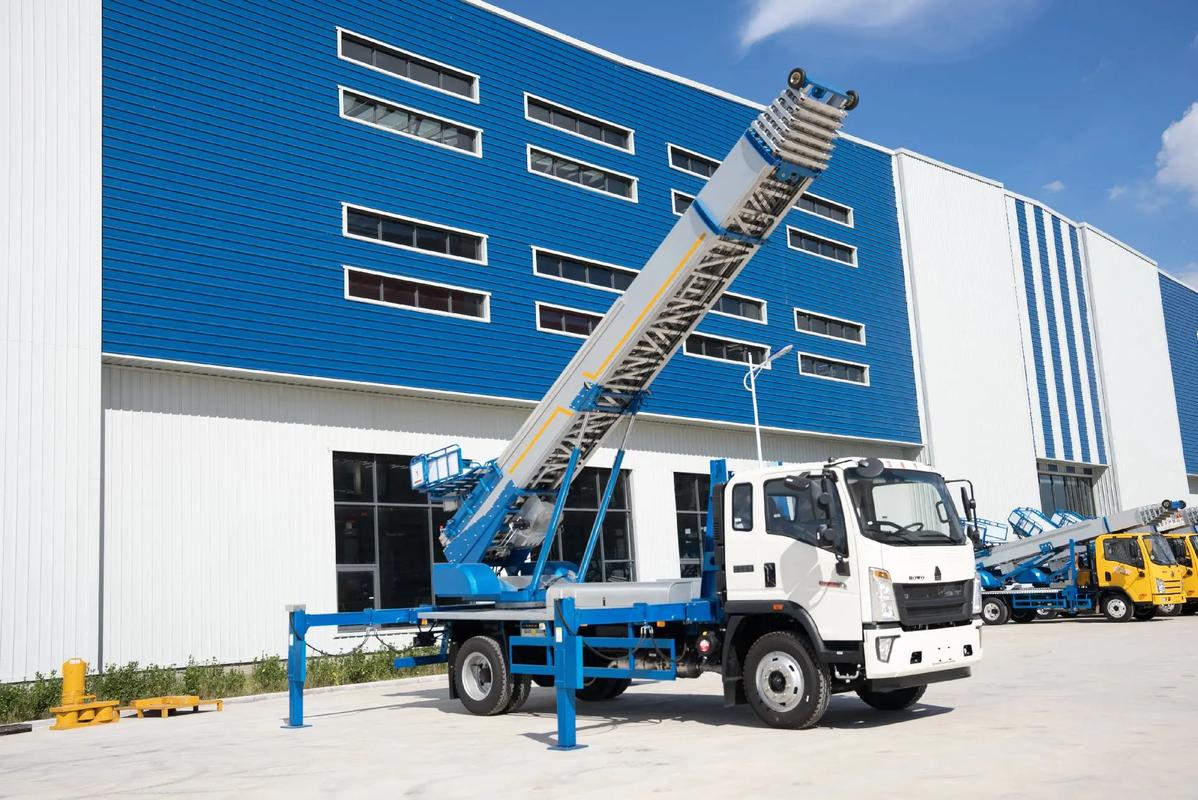 淄博淄川小型云梯车上料车租赁多少钱