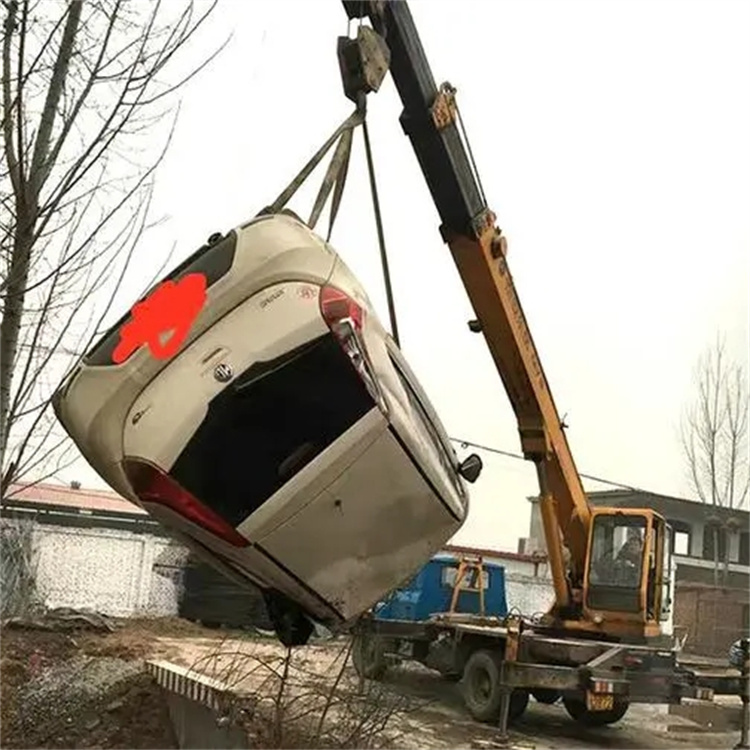 淄博淄川随时待命，吊车24小时道路救援服务全解析